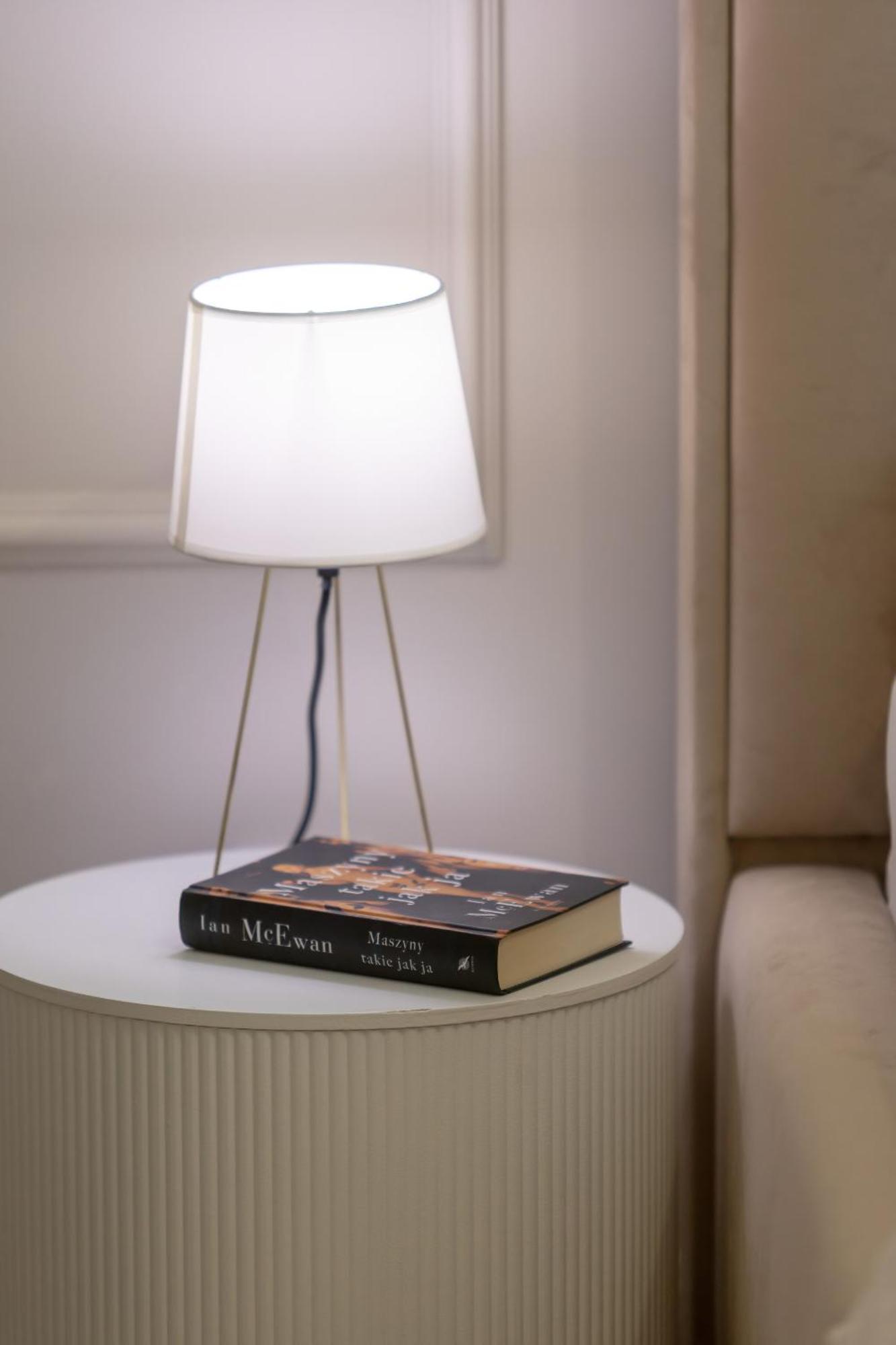 Stylish With Balcony 7th Floor By Renters * Warszawa